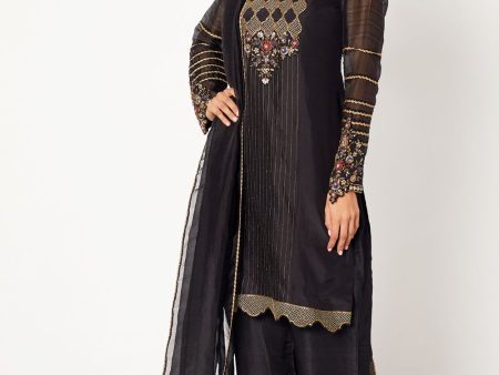 Black Embroidered Kurta Set Online