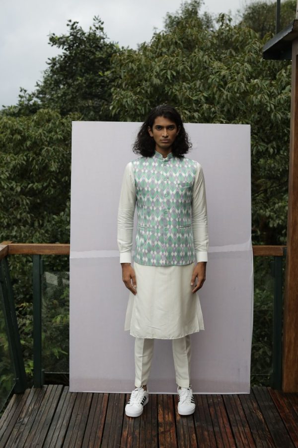 White Kurta with Straight Pants and Printed Bandi Online Sale