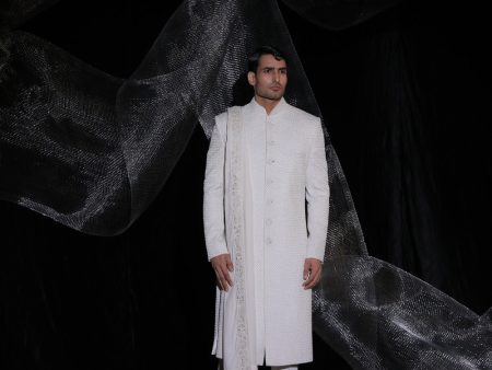 Vista White Sherwani With French Knot All Over The Sherwani Hot on Sale