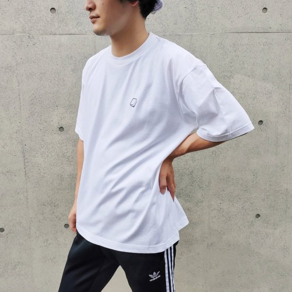 白 T-shirt (short sleeve) on Sale